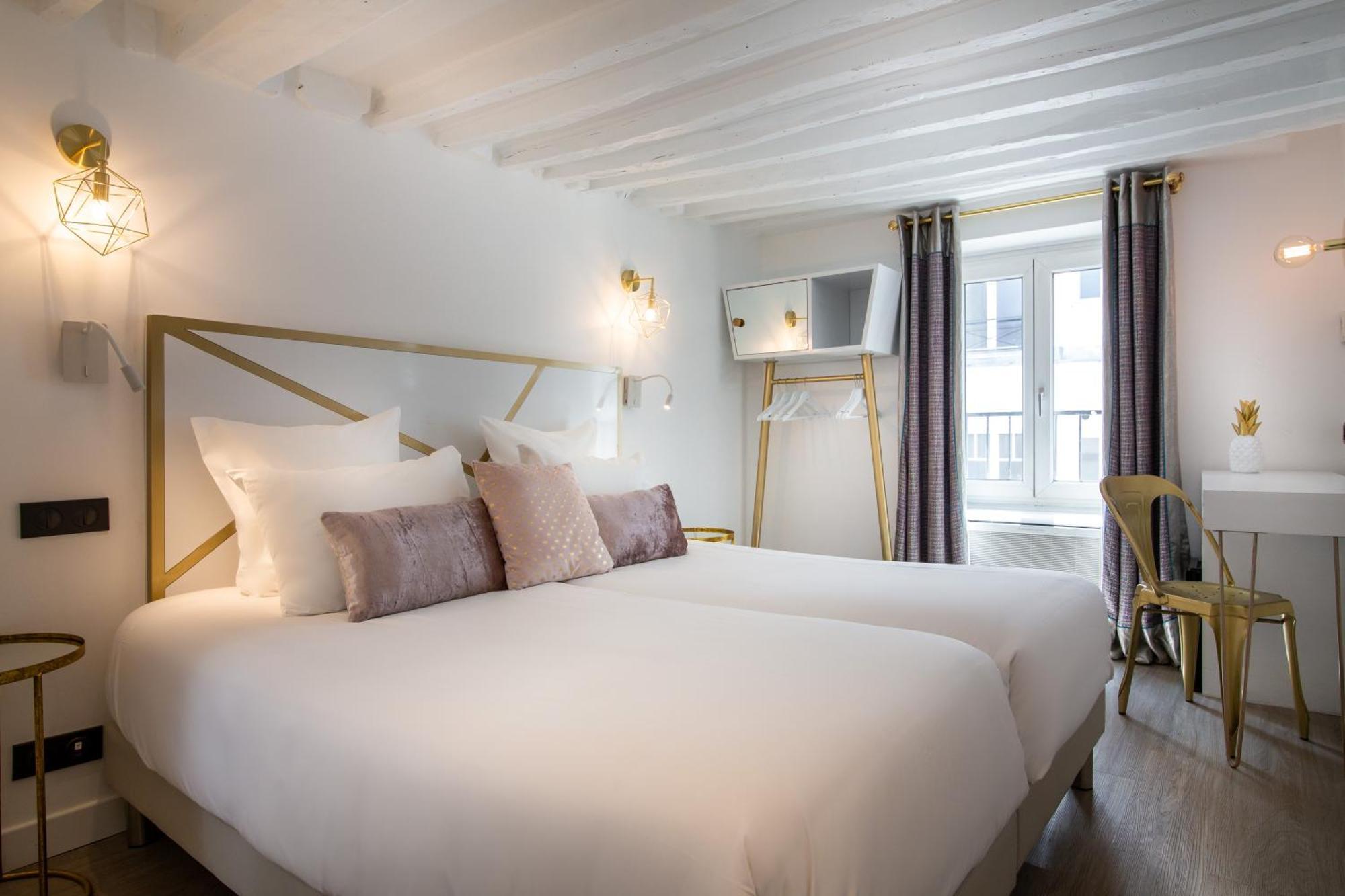 Royal Opéra Hotel 3*