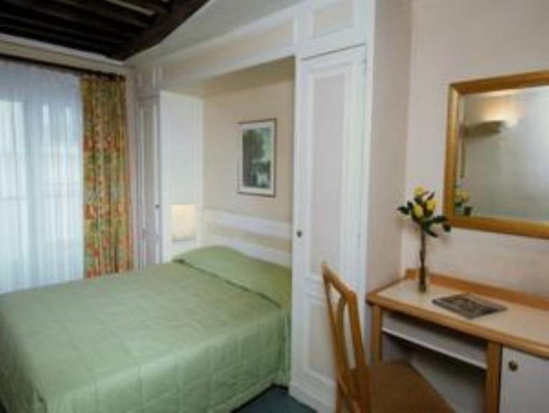 Royal Opéra 3* Parigi