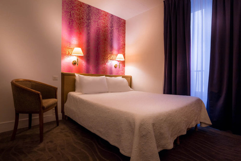 Royal Opéra Hotel 3*