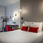 Hotel Royal Opera 3*